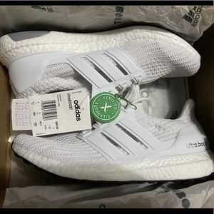 ULTRA BOOST 4.0